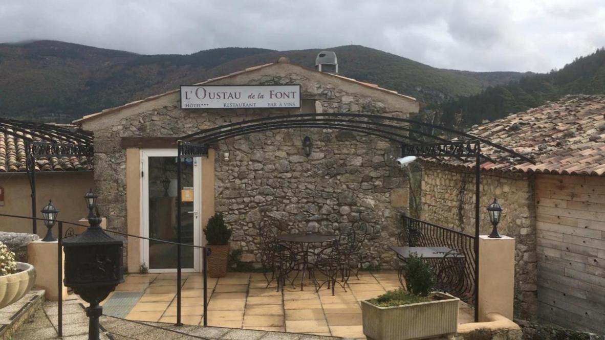 Hotel L'Oustau De La Font Reilhanette Экстерьер фото